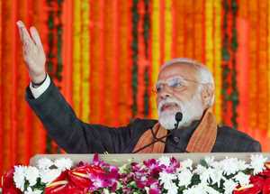 सुरक्षा मामले में प्रभावी मोदी सरकार, घाटी में ऐसे लौटी अमन-चैन की बहार सुरक्षा मामले में प्रभावी मोदी सरकार, घाटी में ऐसे लौटी अमन-चैन की बहार